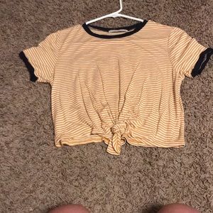 Cropped tee